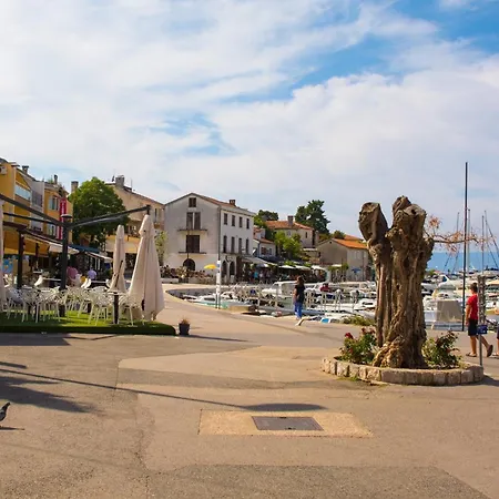 In - Insel Krk 13400 * Punat